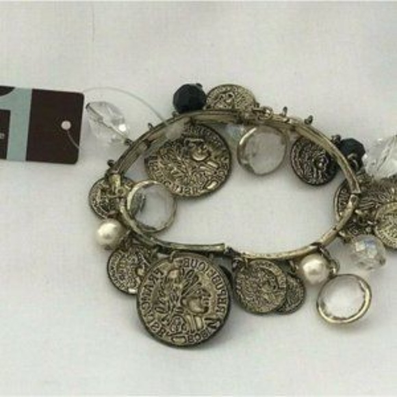 NWT Twenty One Women's Silver Coin Charm Bracelet - Picture 4 of 4